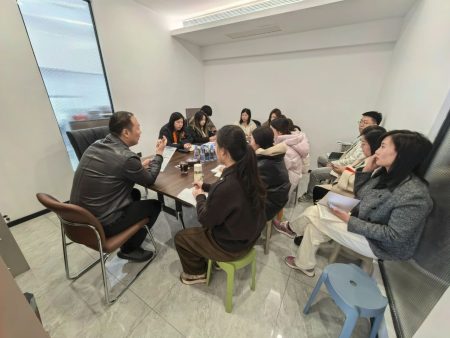 助力新人起航，郎卓国际3月新员工入职培训圆满结束
